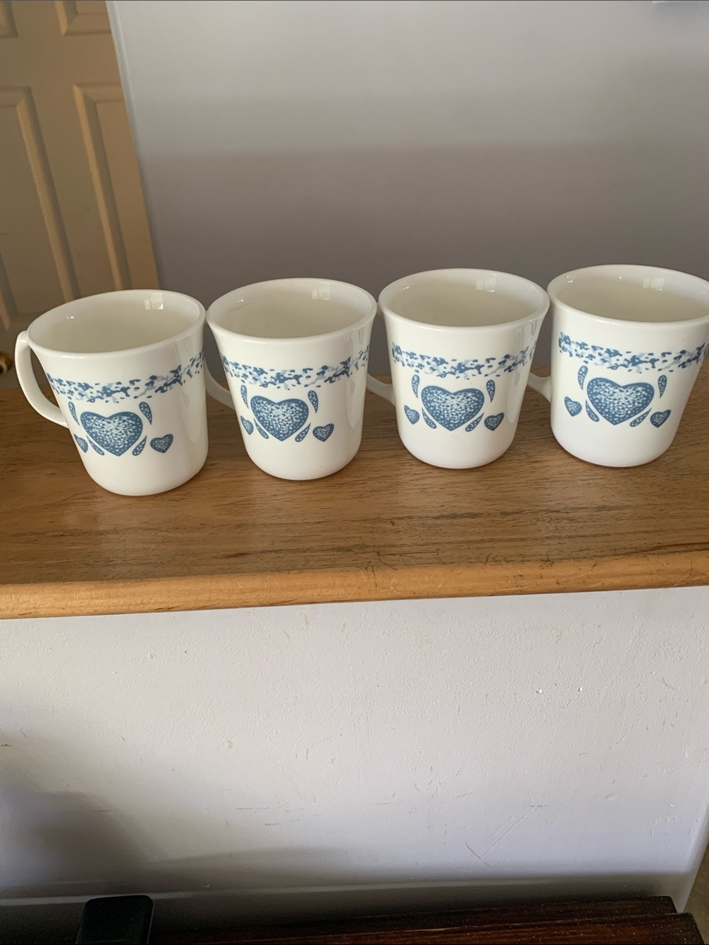 Vintage Corningware White Mugs with Blue Heart Motif - Set of 4